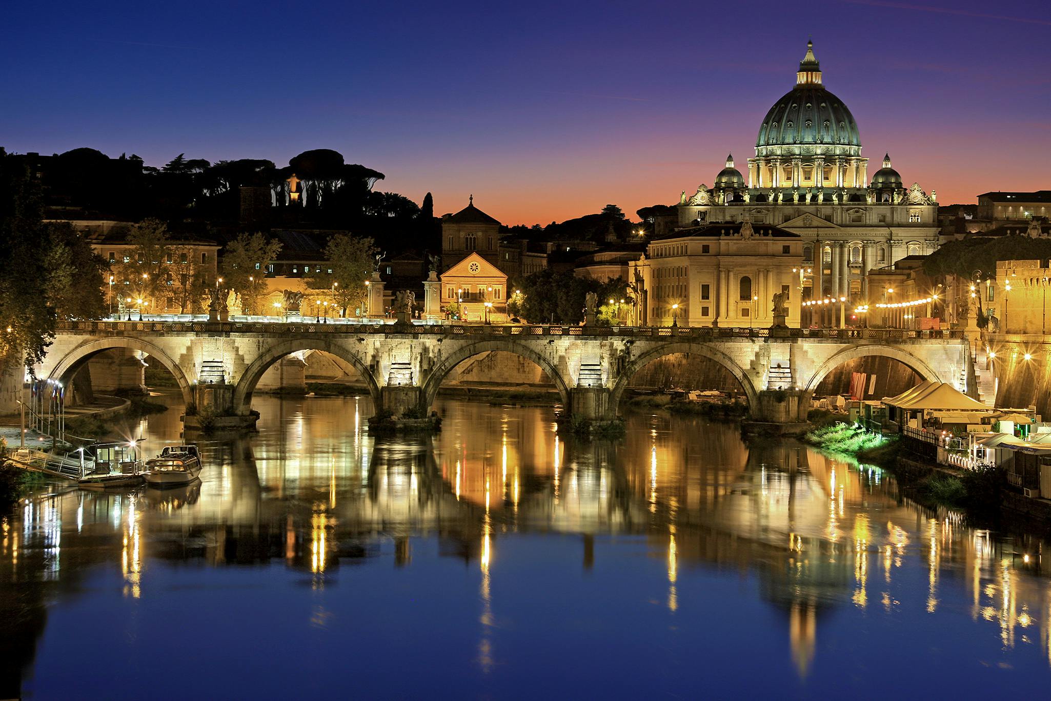 geminisuiteroma_roma_background